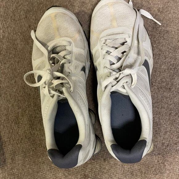Nike Running Shoe white size 10 - Picture 2 of 4